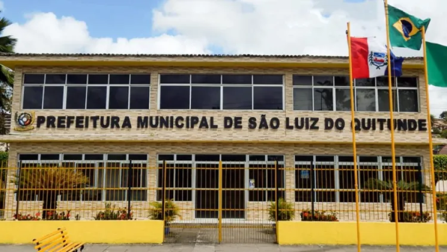 Operação da PF mira ex-prefeito de São Luís do Quitunde por corrupção
